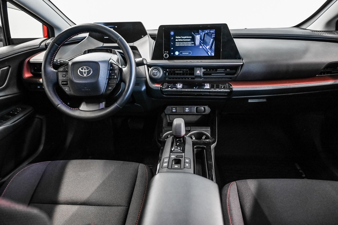 Toyota Prius Plug-In Hybrid SE 2025-20