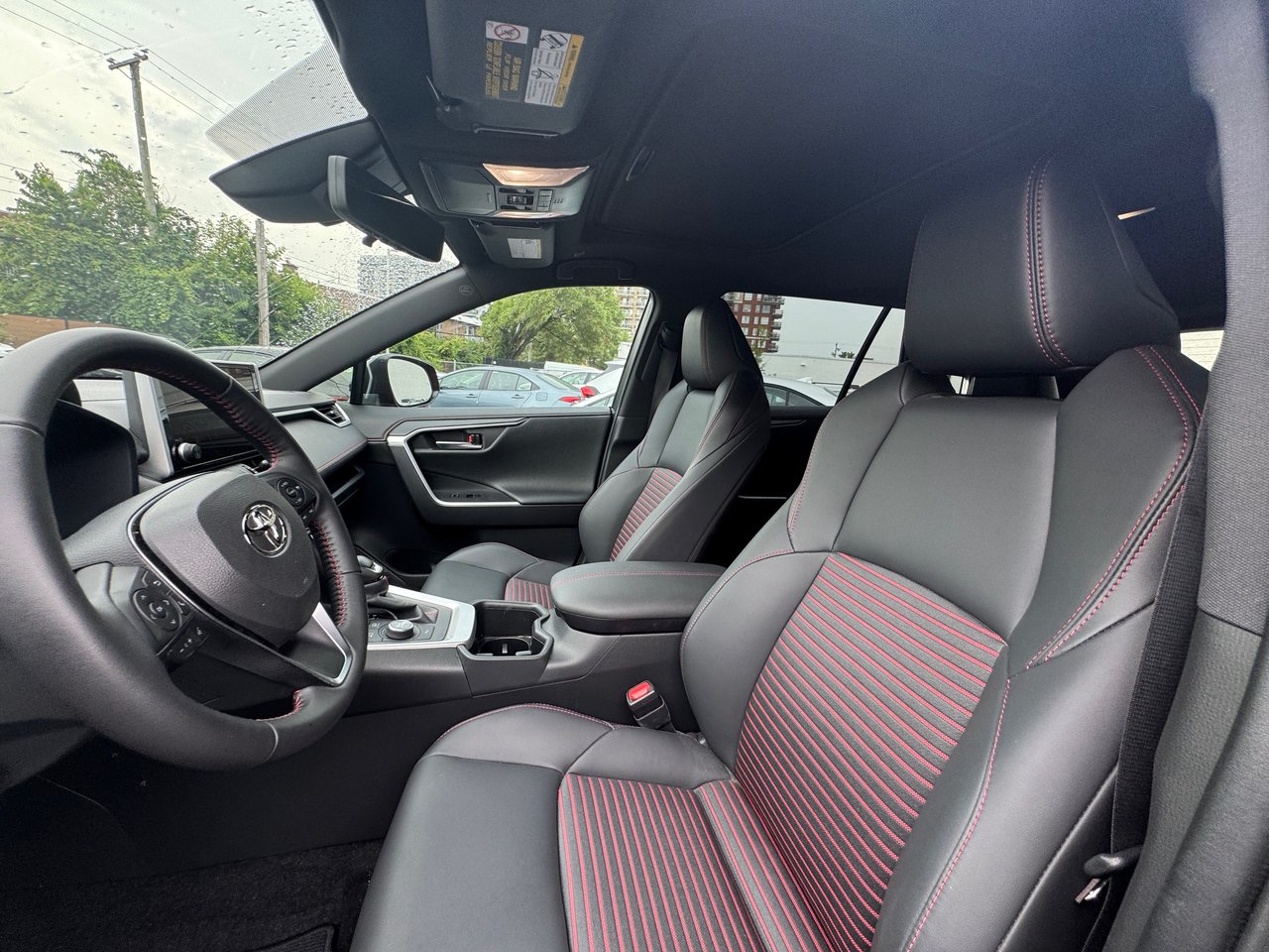 2025 Toyota RAV4 Plug-In Hybrid XSE-6