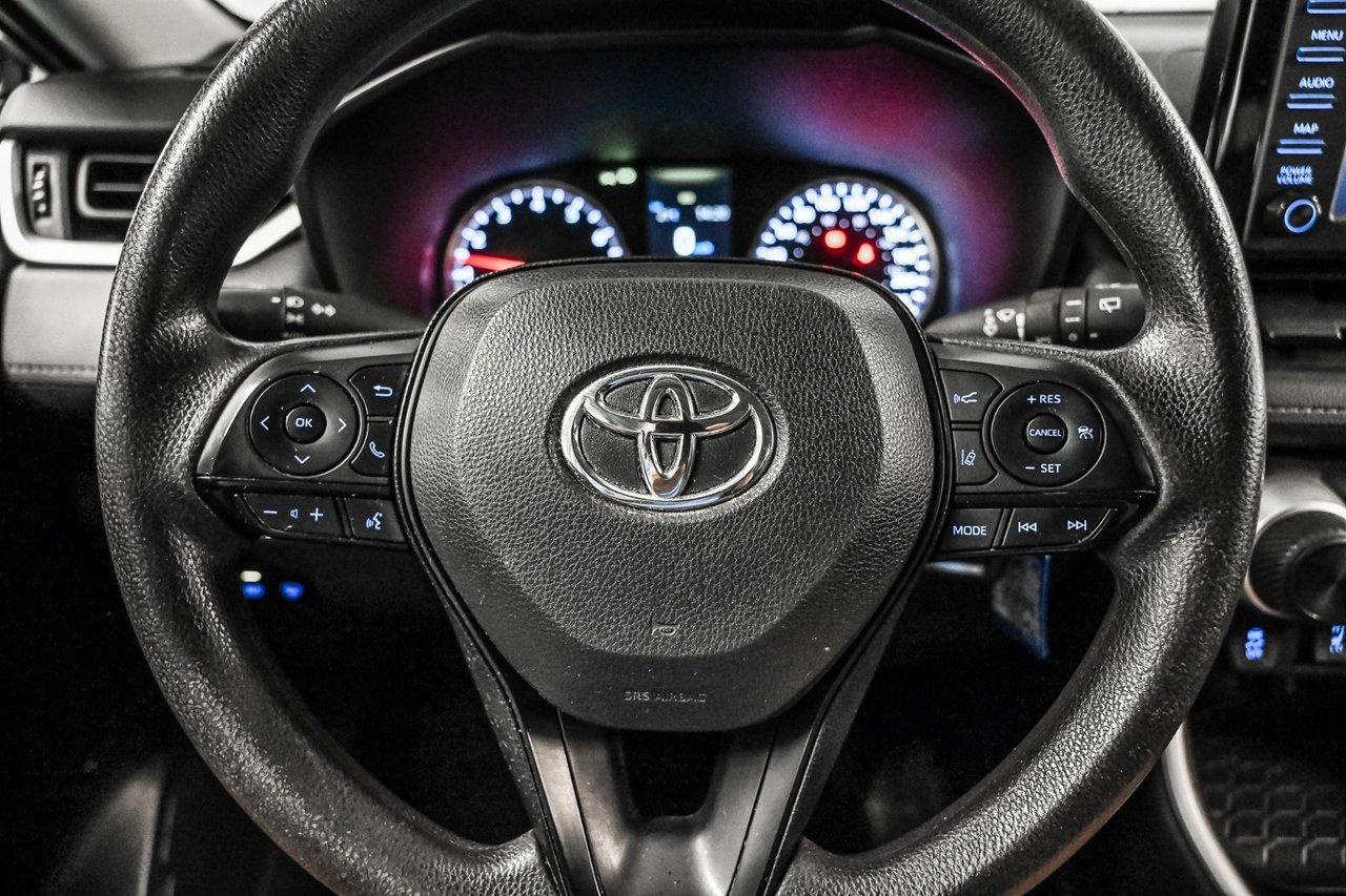 2022 Toyota RAV4 LE-9