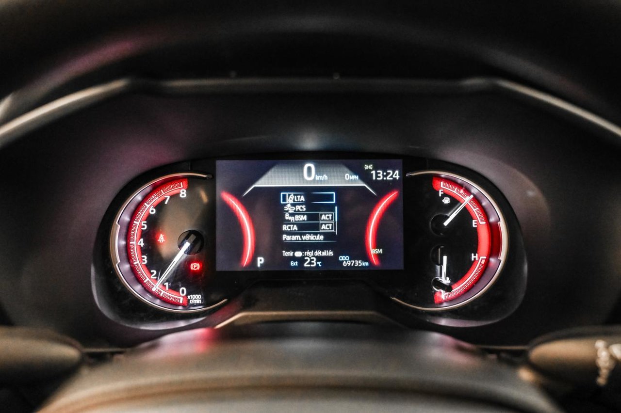 2023 Toyota RAV4 LE-13