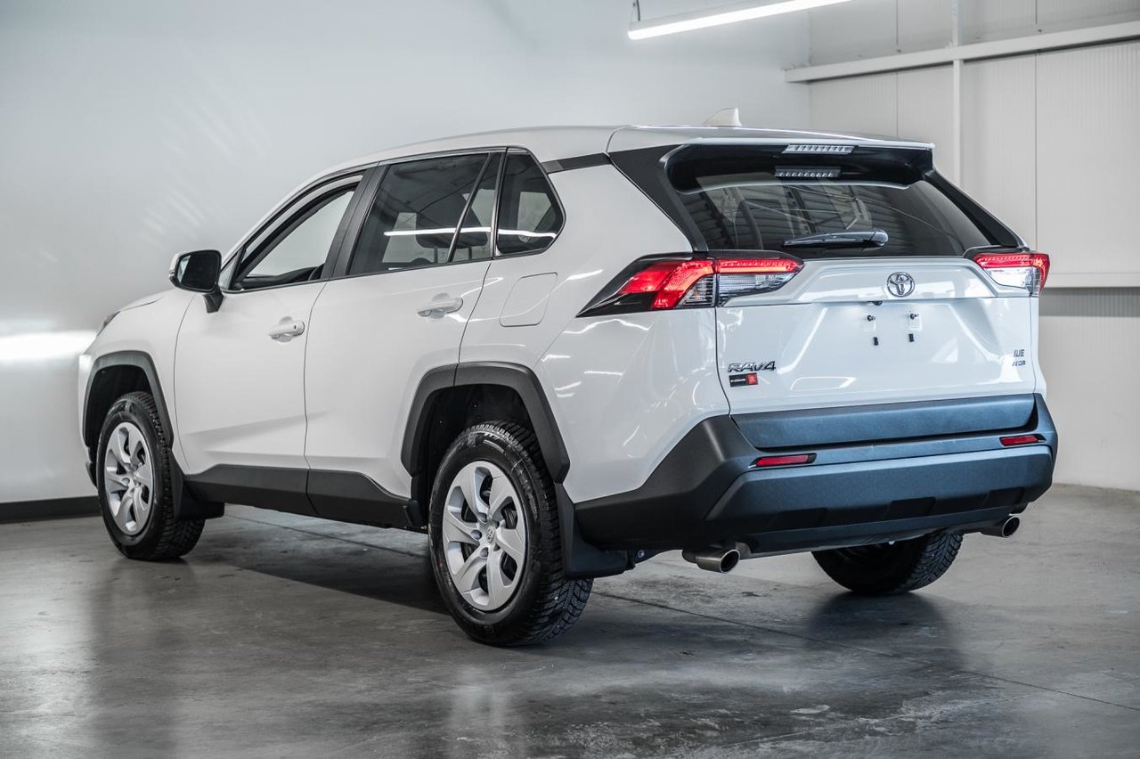 2024 Toyota RAV4 LE-6