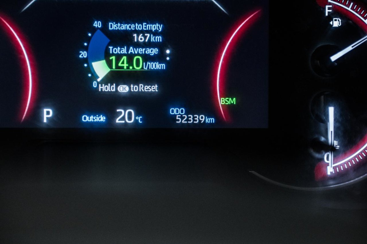 2024 Toyota RAV4 LE-18