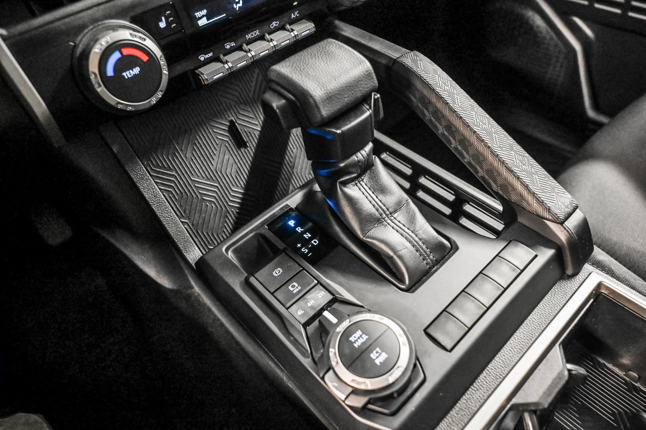 2025 Toyota Tacoma Base-14