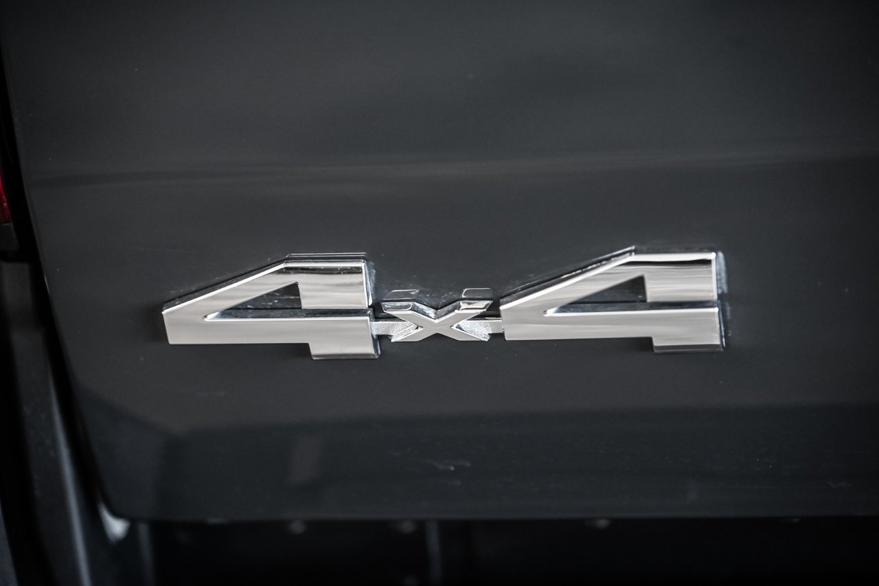 2025 Toyota Tacoma Base-8