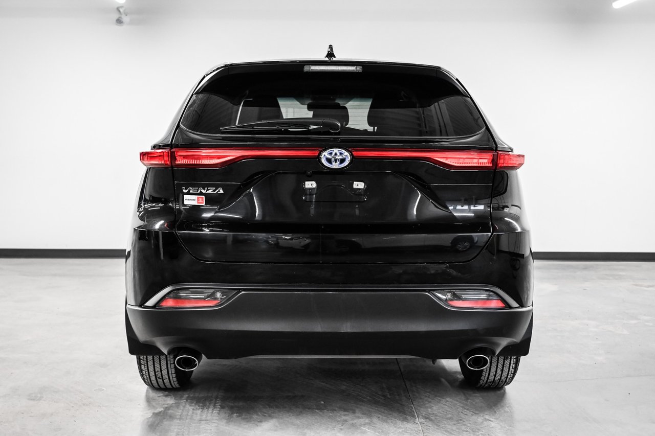 Toyota Venza LE 2024-6