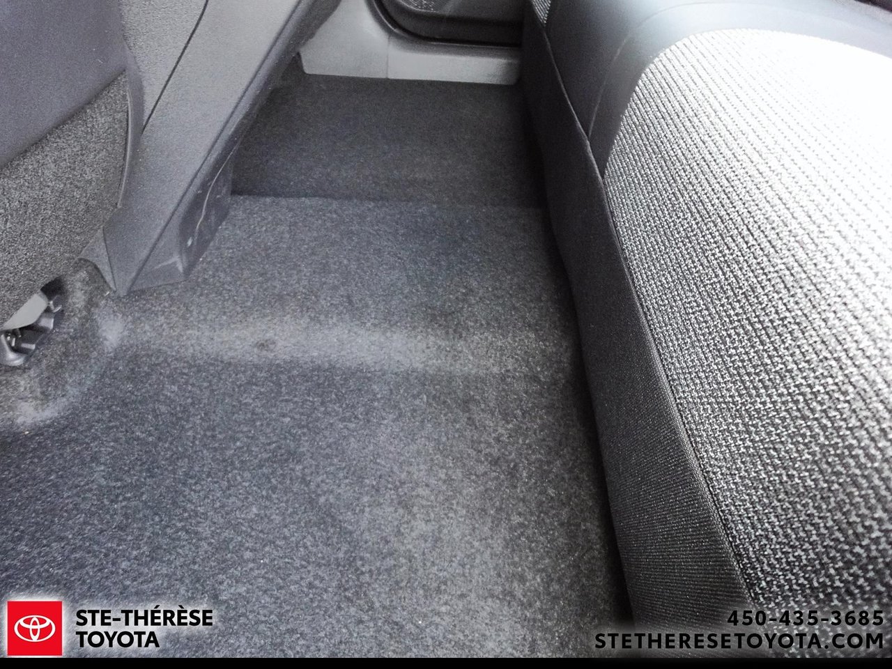 Toyota bZ XLE AWD 2026-9