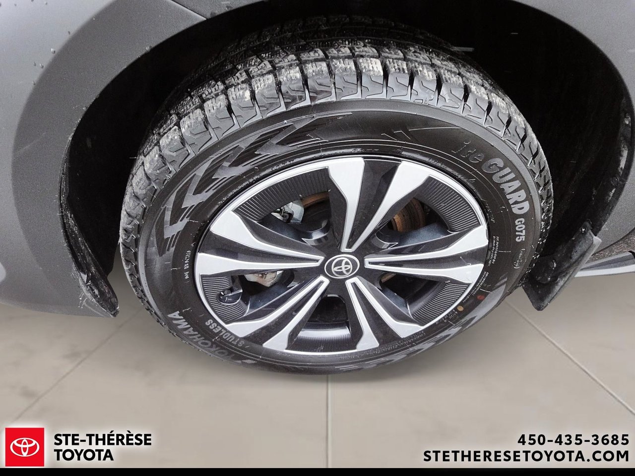 Toyota bZ4X LE 2024-1