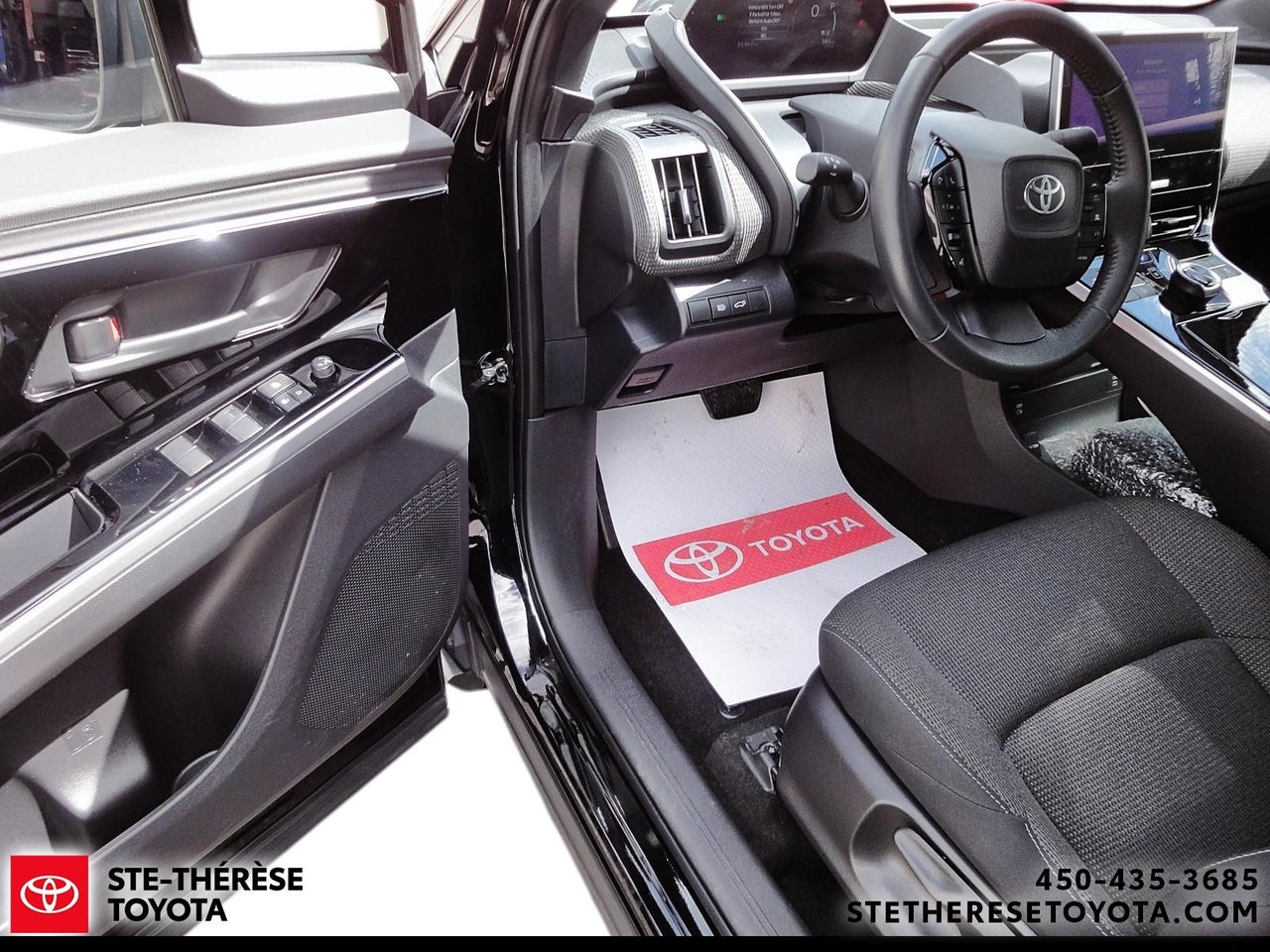 Toyota bZ4X LE 2024-10