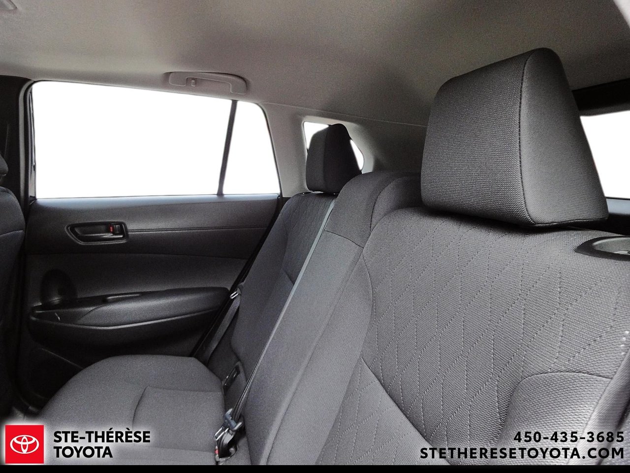Toyota Corolla Cross LE Premium awd 2022-10