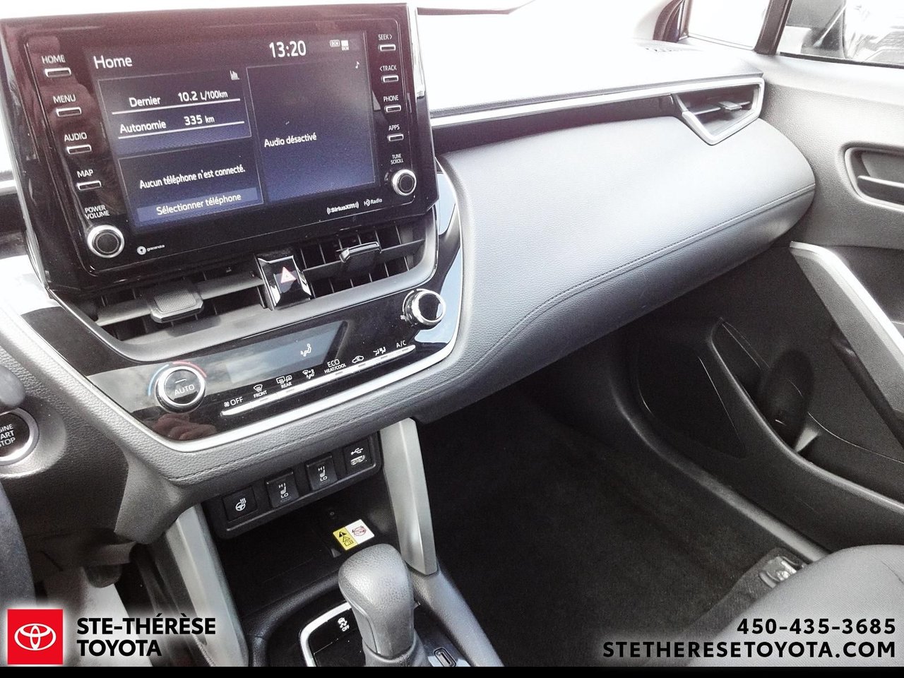 Toyota Corolla Cross LE Premium awd 2022-15