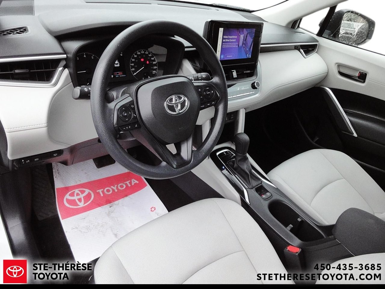 2023 Toyota Corolla Cross L AWD-15