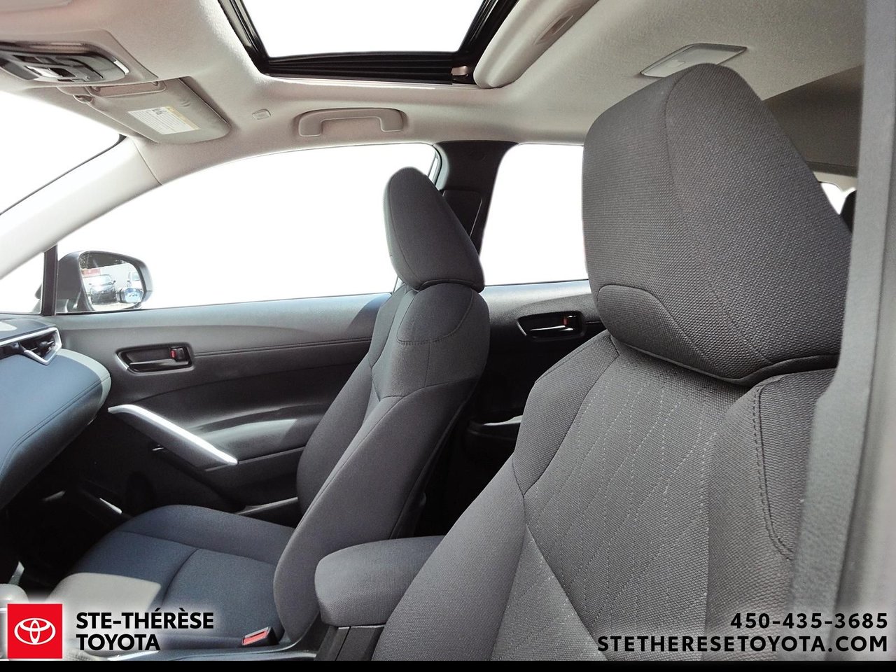 Toyota Corolla Cross LE PREMIUM 2023-11