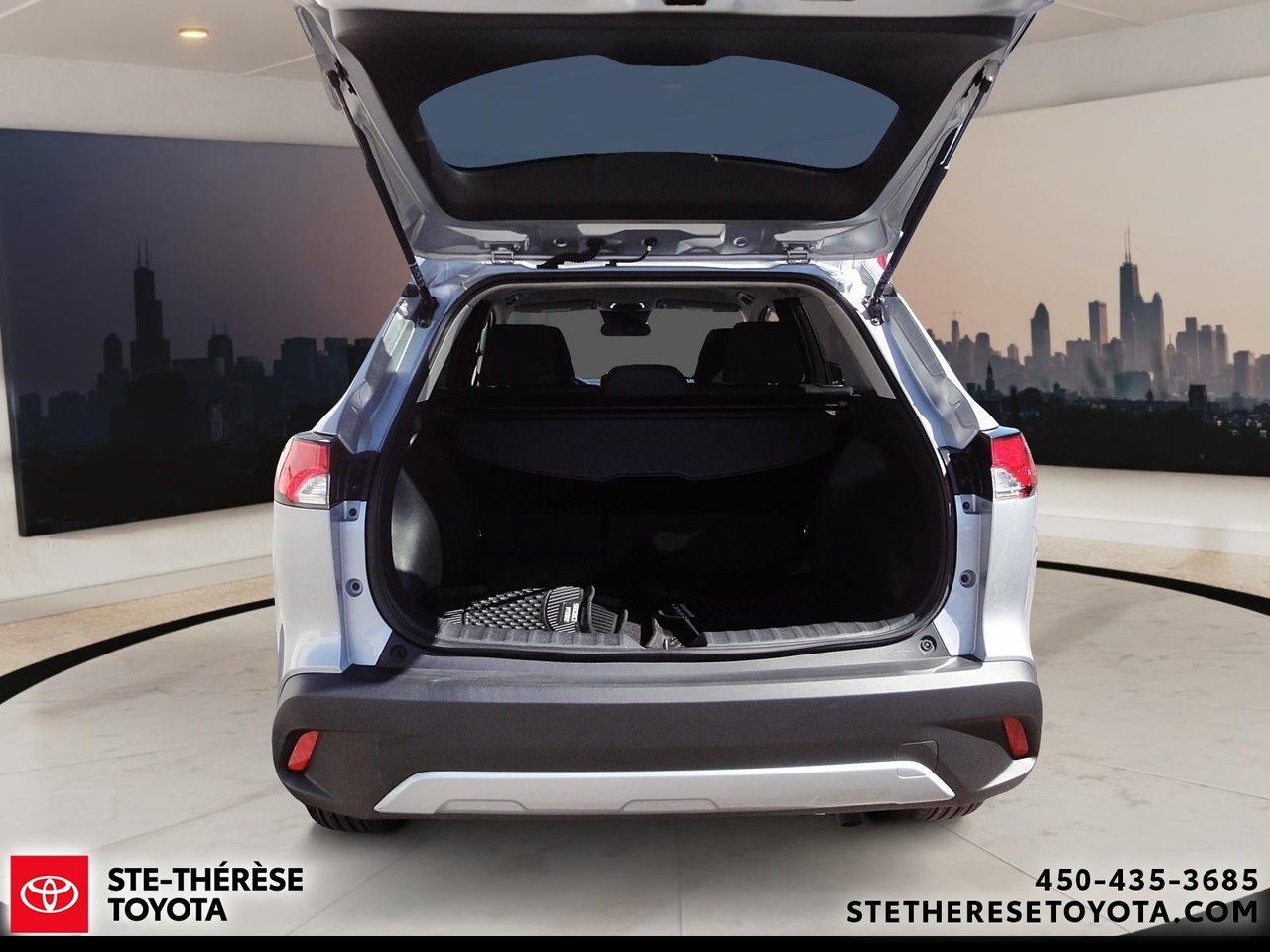 Toyota Corolla Cross LE 2024-6