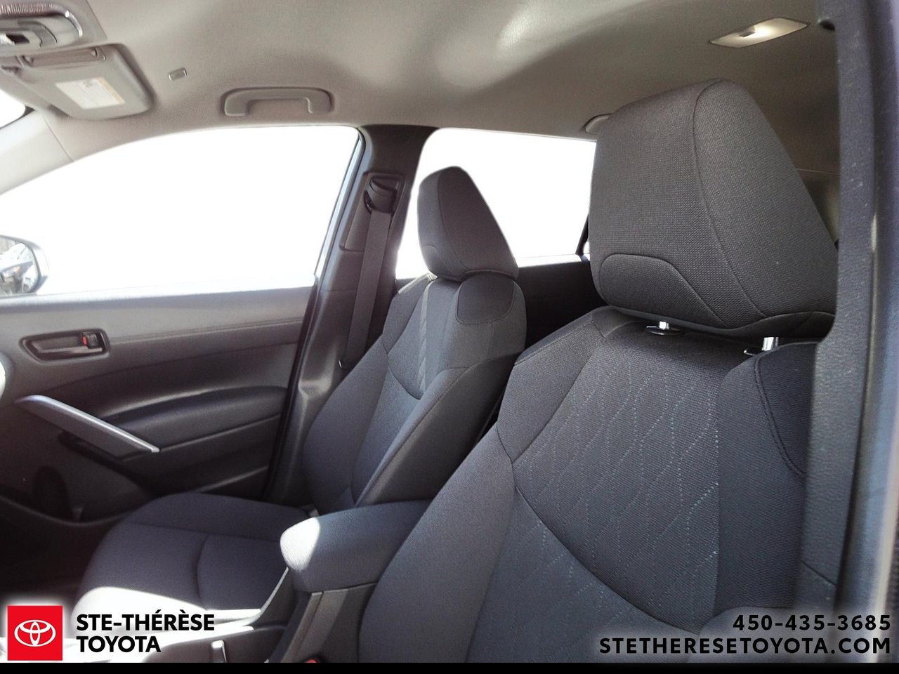 Toyota Corolla Cross LE 2024-12