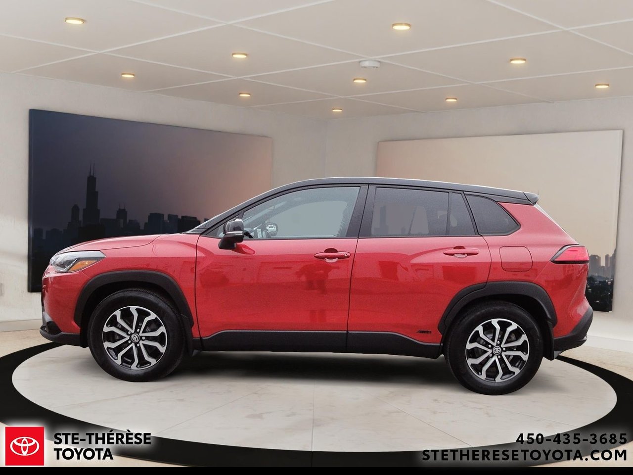 2024 Toyota Corolla Cross SE Hybride-0