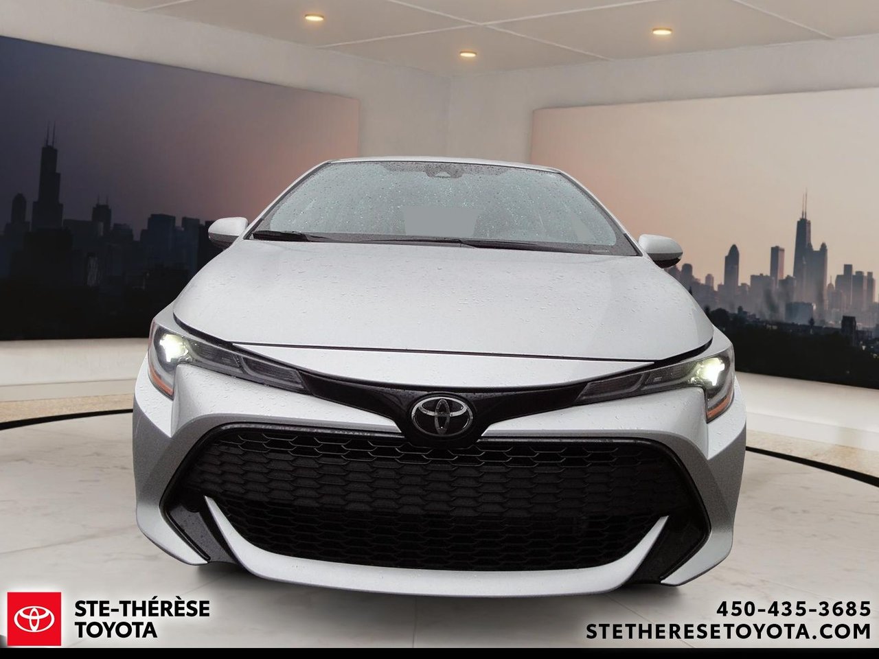 Toyota Corolla Hatchback Base 2021-3