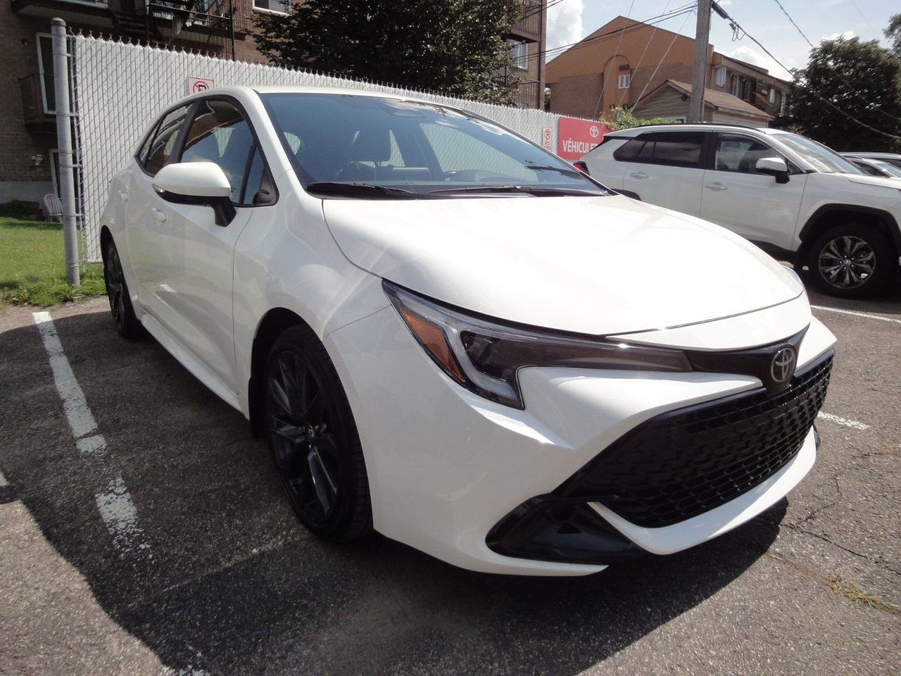 2023 Toyota Corolla Hatchback SE Upgrade-4