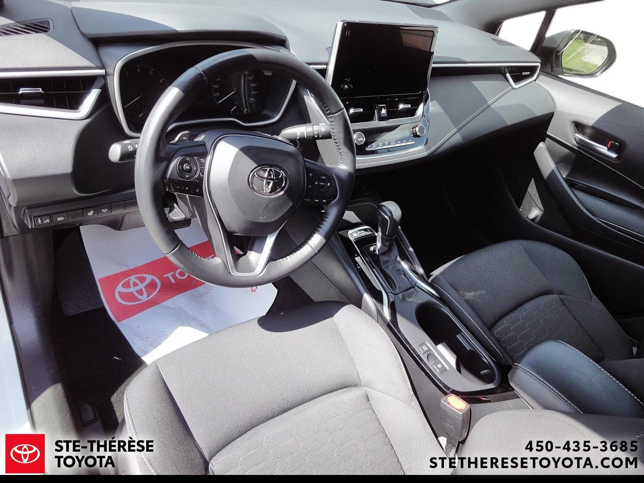 2023 Toyota Corolla Hatchback SE Upgrade-19