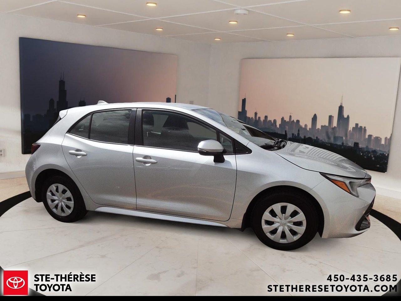 Toyota Corolla Hatchback SE 2024-3