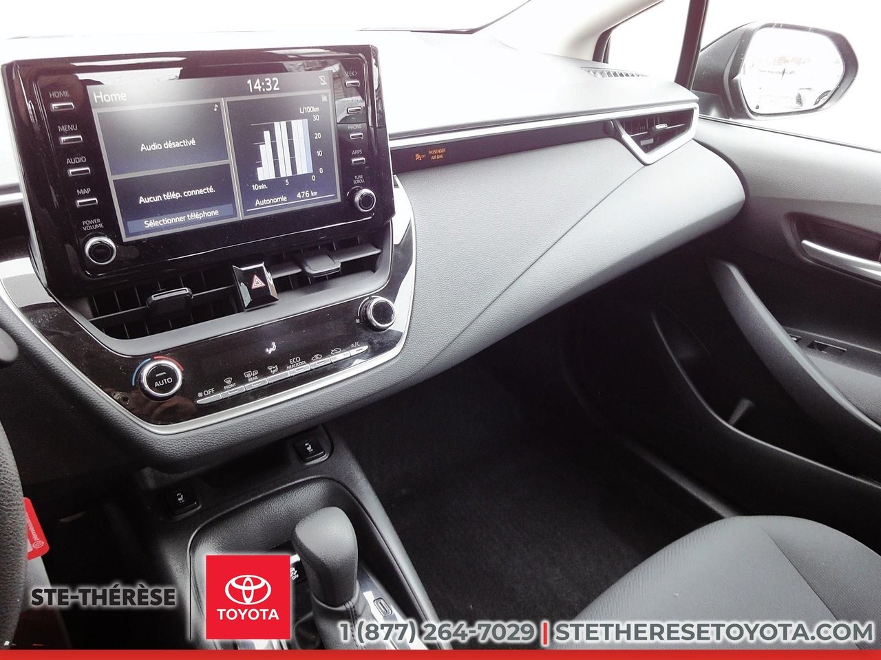 Toyota Corolla LE 2020-14