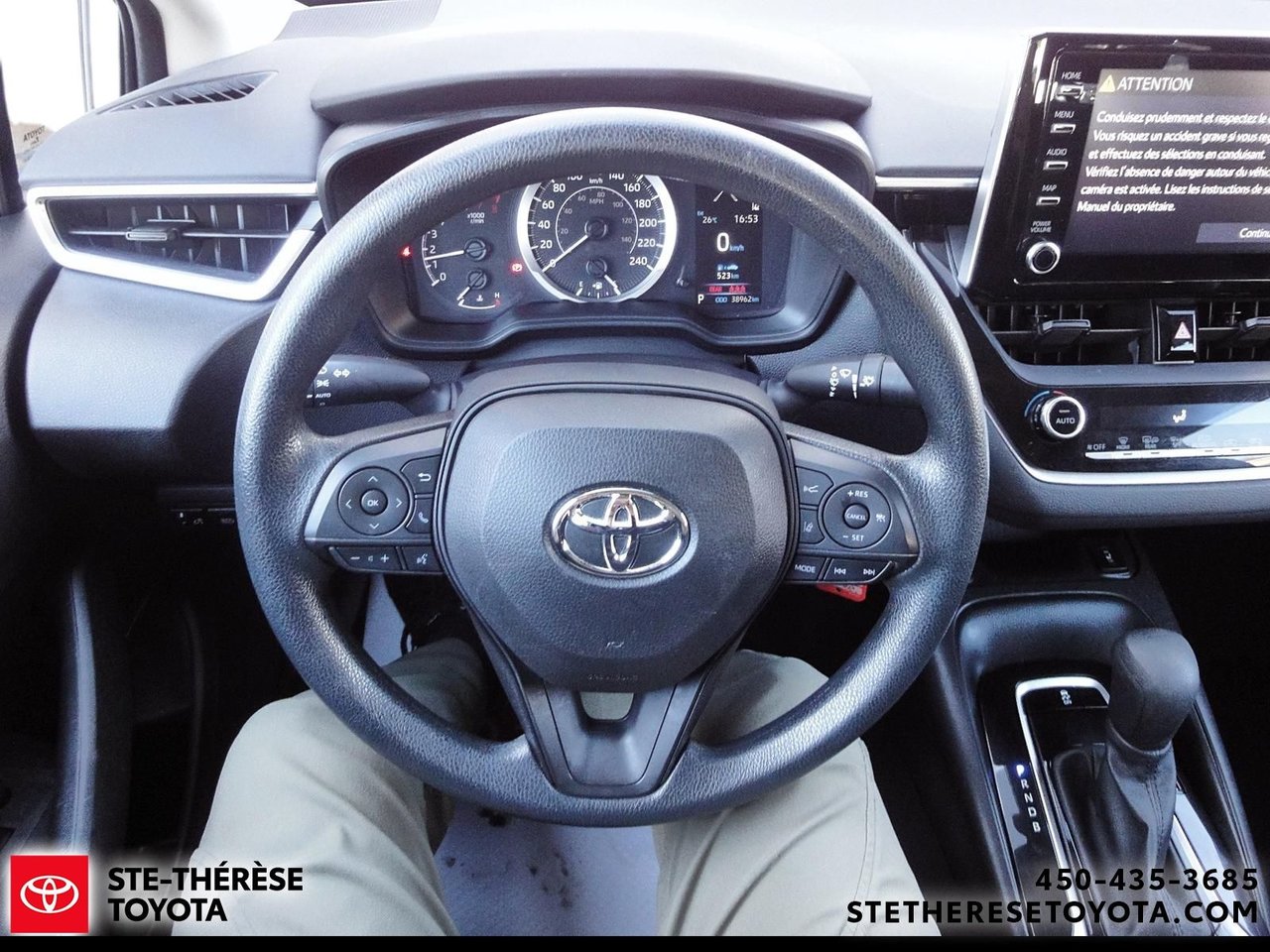 Toyota Corolla LE 2021-14