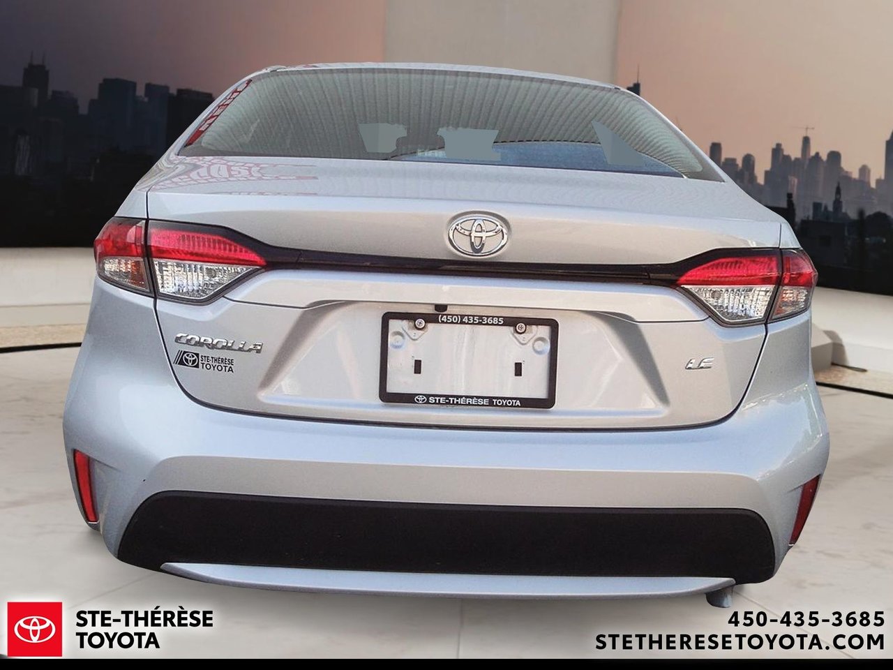 Toyota Corolla LE 2021-4