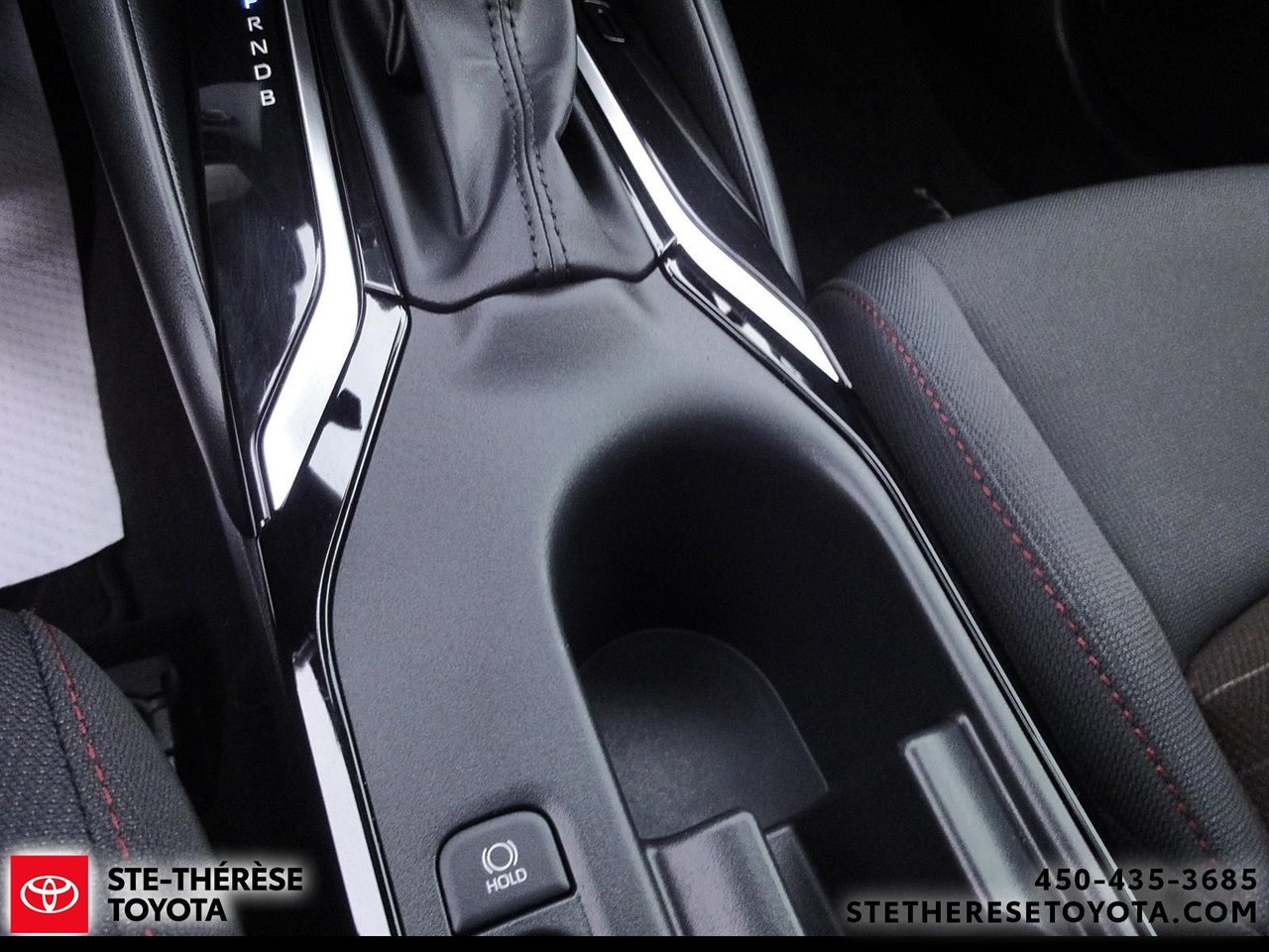 2023 Toyota Corolla awd Hybride SE-18