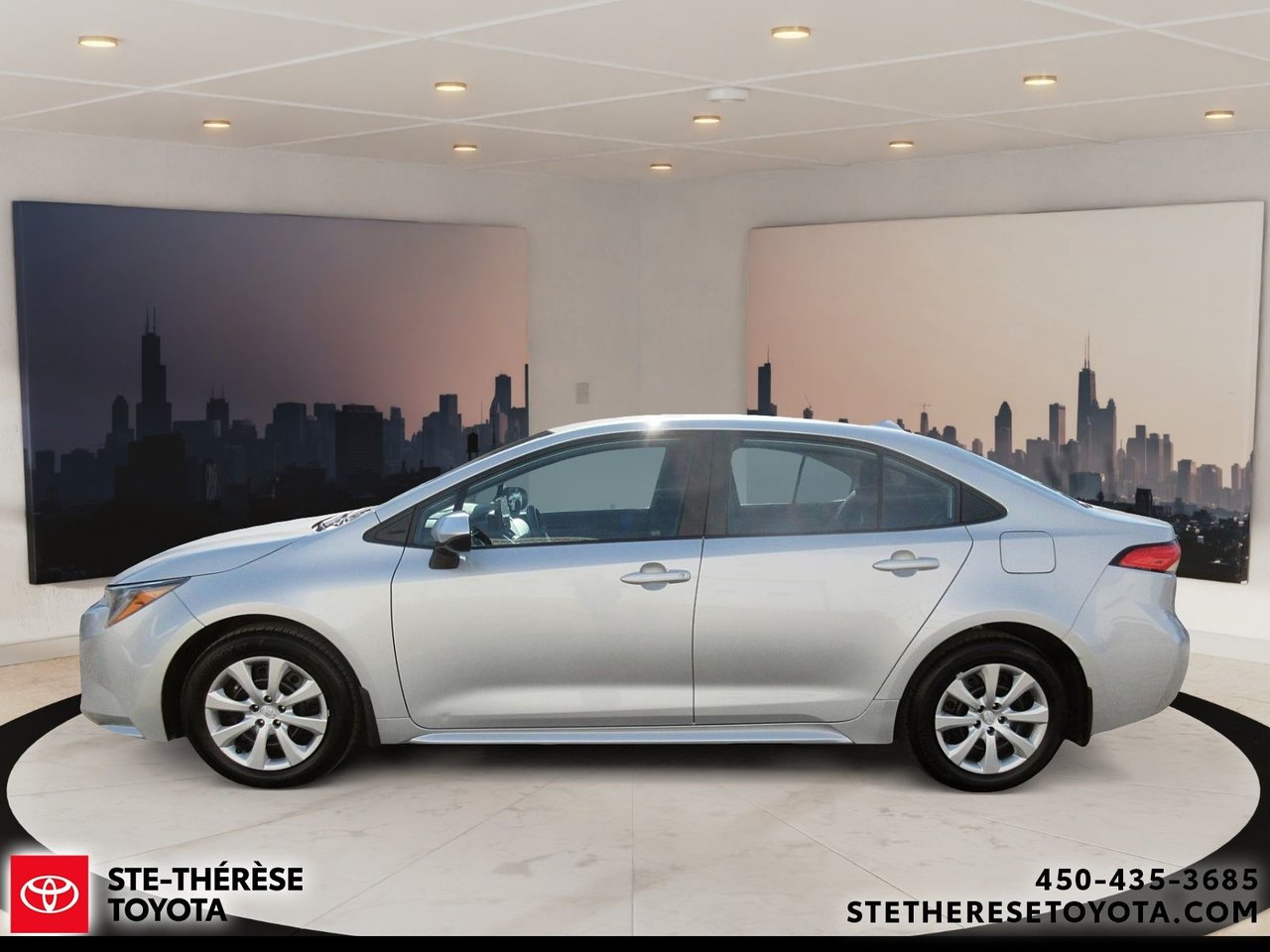 Toyota Corolla LE 2024-1