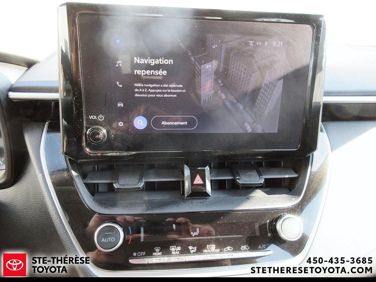 Toyota Corolla LE 2024-12