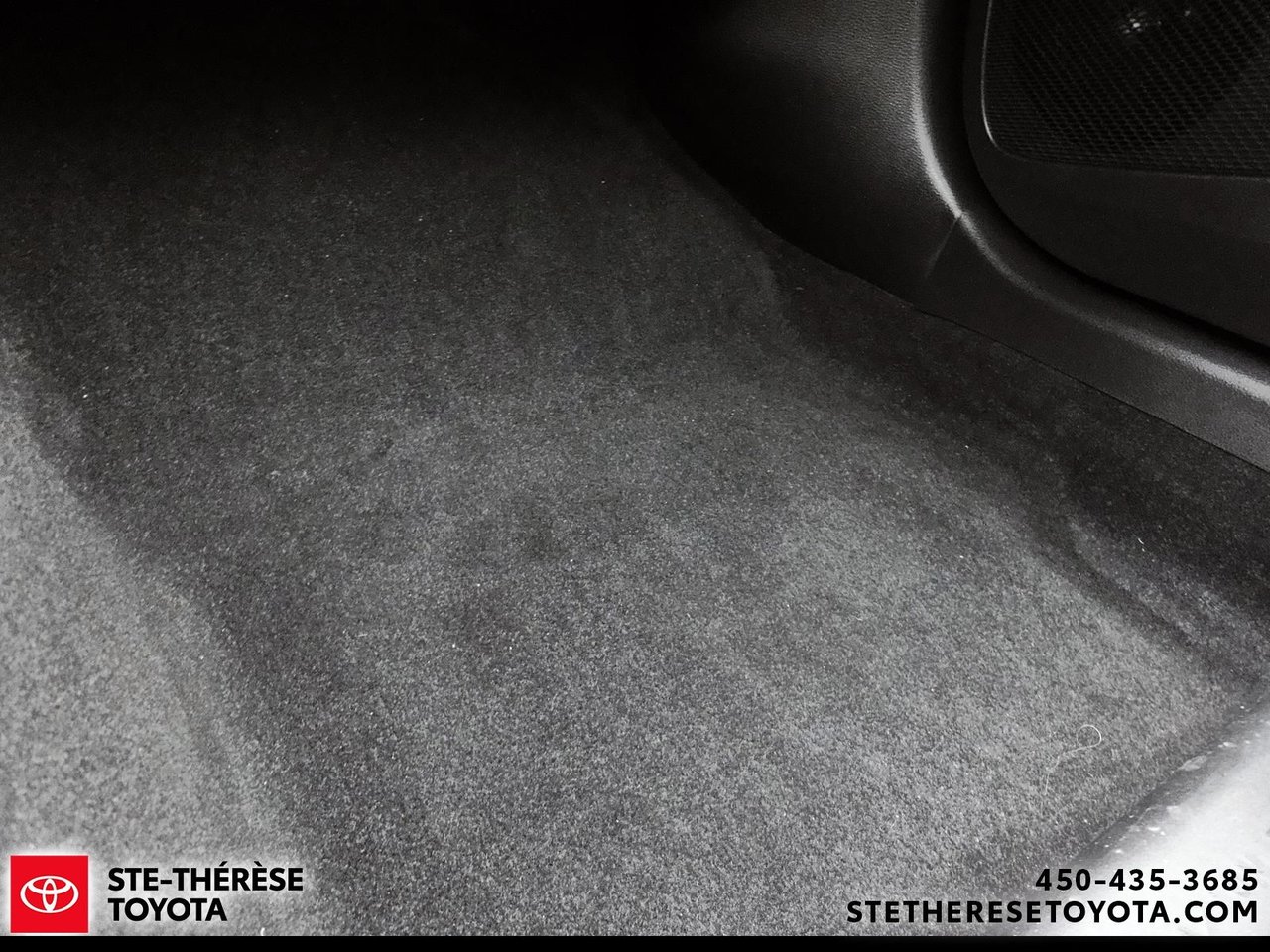 2025 Toyota Corolla HYBRIDE SE AWD-14