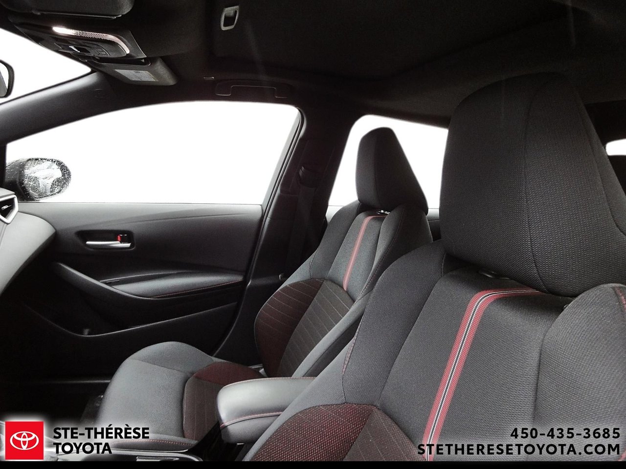 2025 Toyota Corolla HYBRIDE SE AWD-10