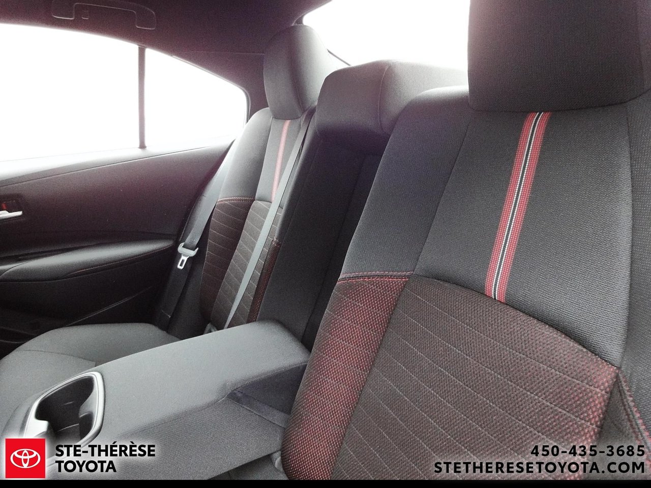 2025 Toyota Corolla HYBRIDE SE AWD-8