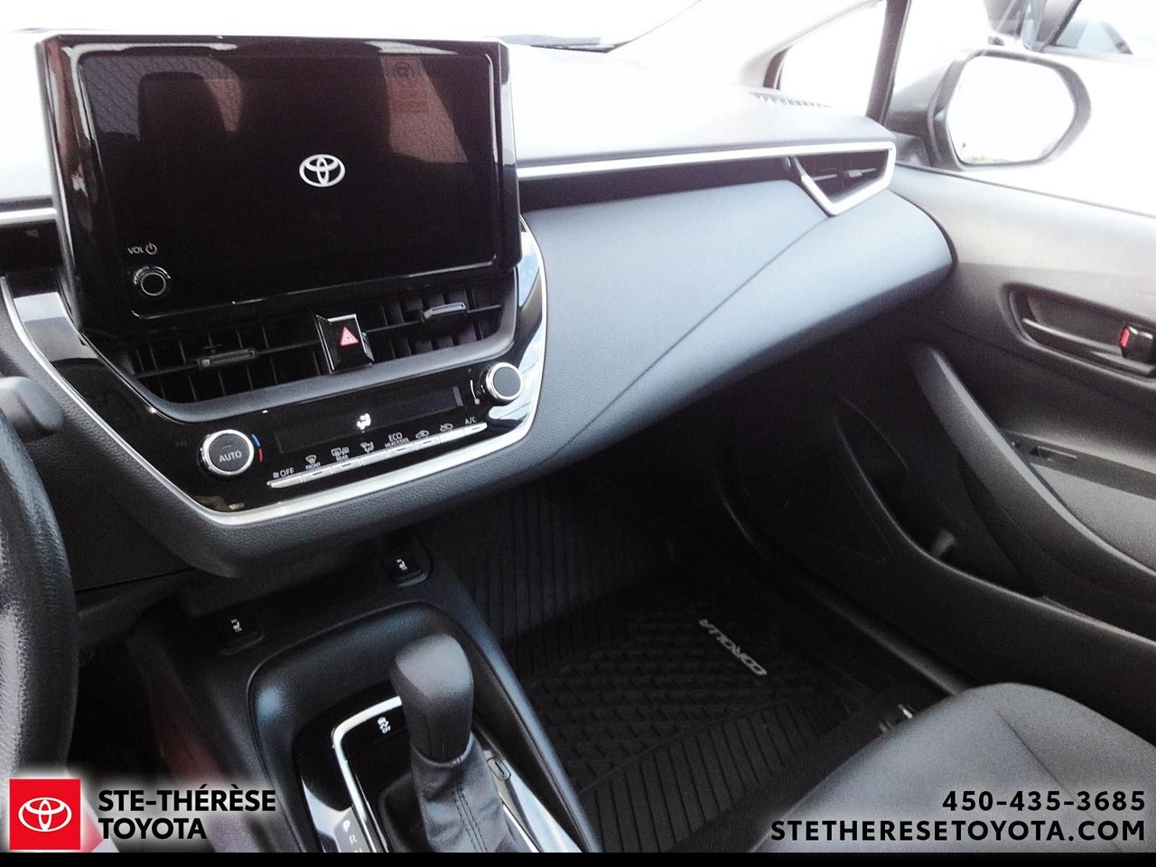 2025 Toyota Corolla LE-14