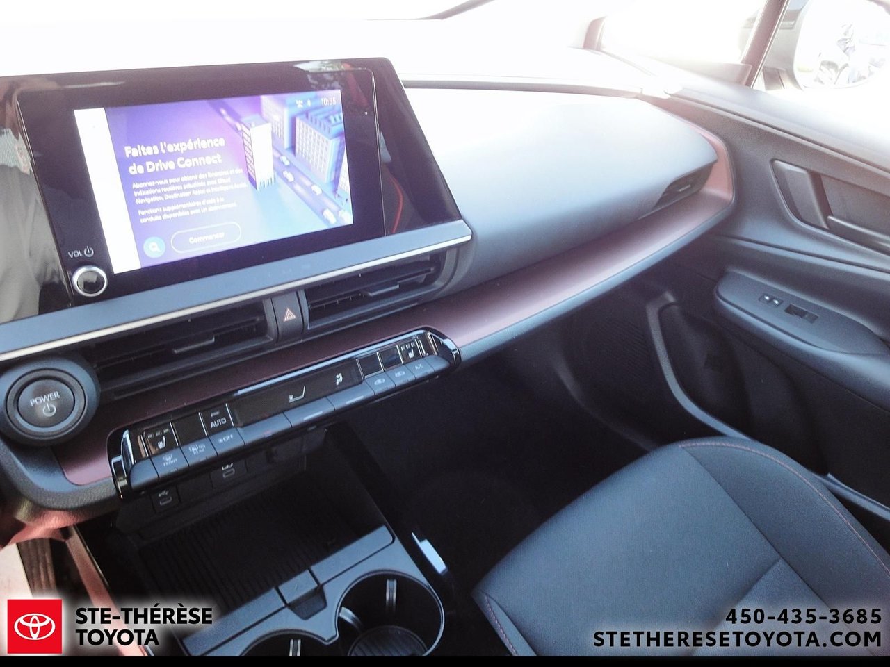 Toyota Prius Prime SE 2024-22
