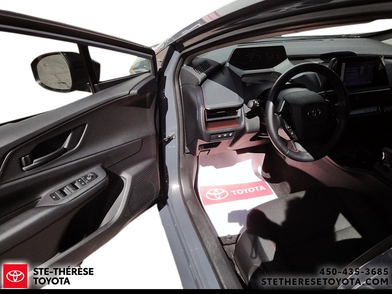 Toyota Prius Prime SE 2024-19