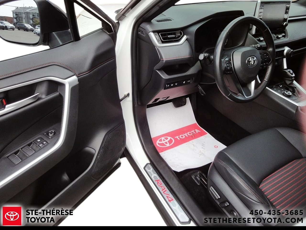 2021 Toyota RAV4 Prime XSE-12