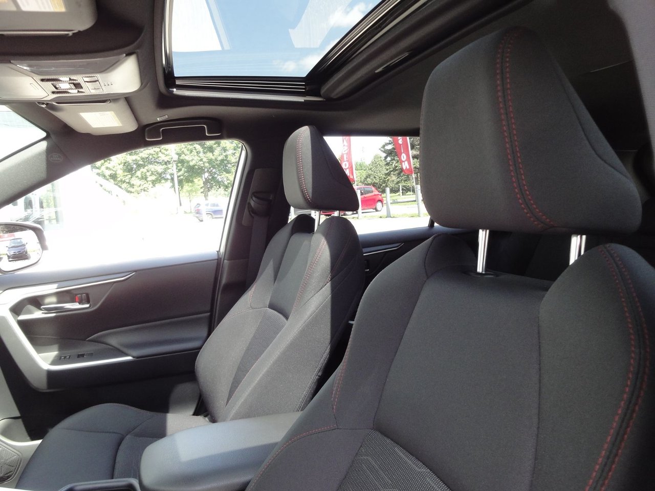 2023 Toyota RAV4 Prime SE branchable-12