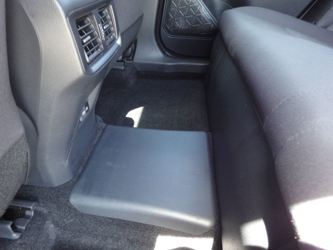 2023 Toyota RAV4 Prime SE branchable-10