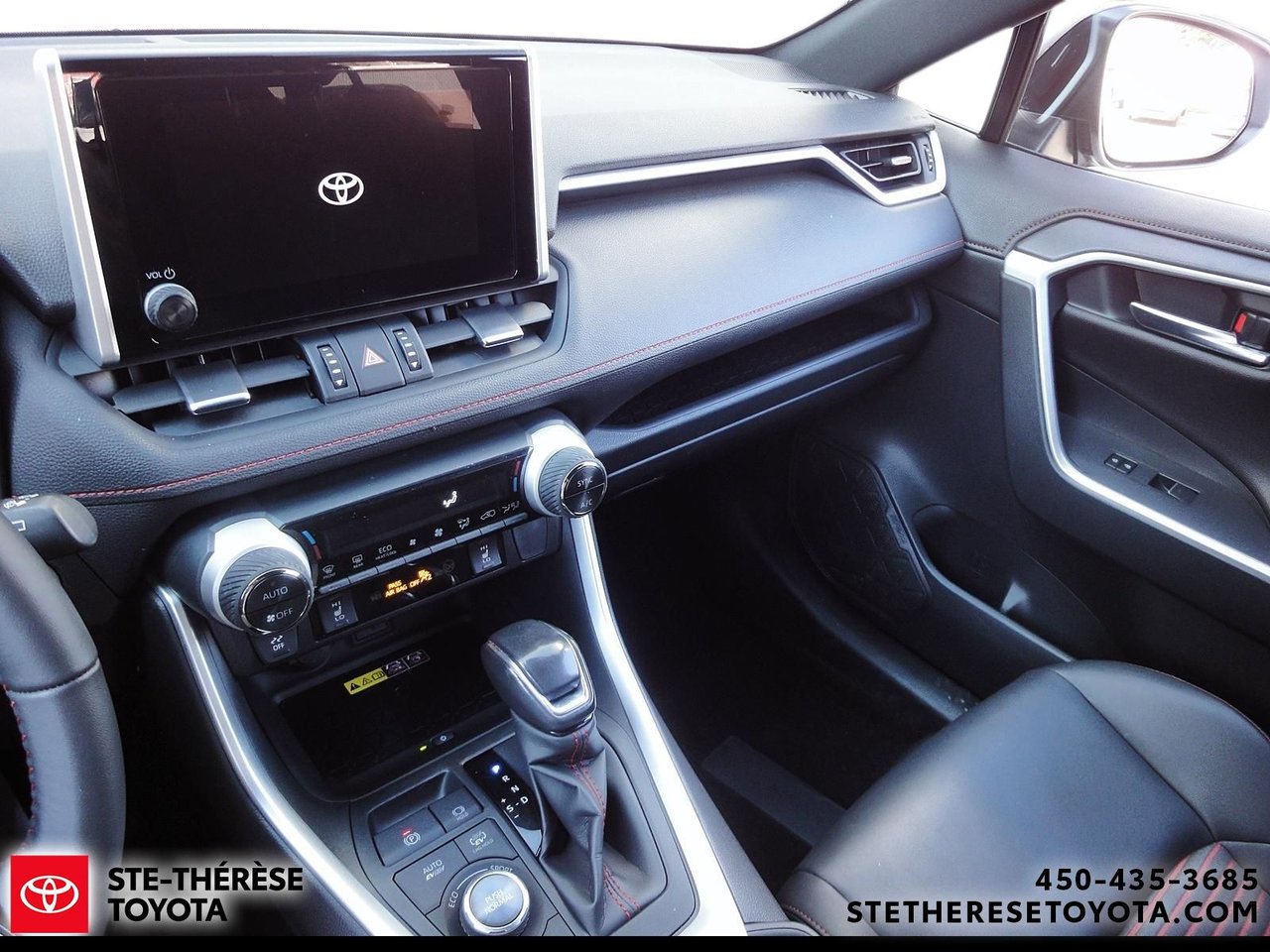 2023 Toyota RAV4 Prime XSE-13