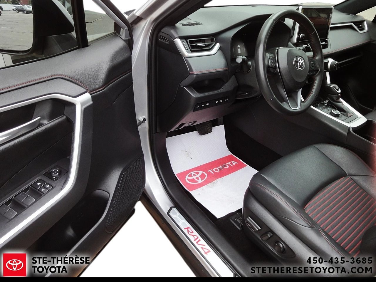 2024 Toyota RAV4 Prime XSE-10