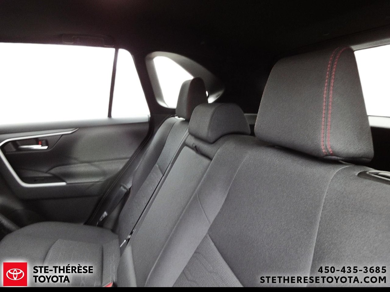 2024 Toyota RAV4 Prime SE branchable-9