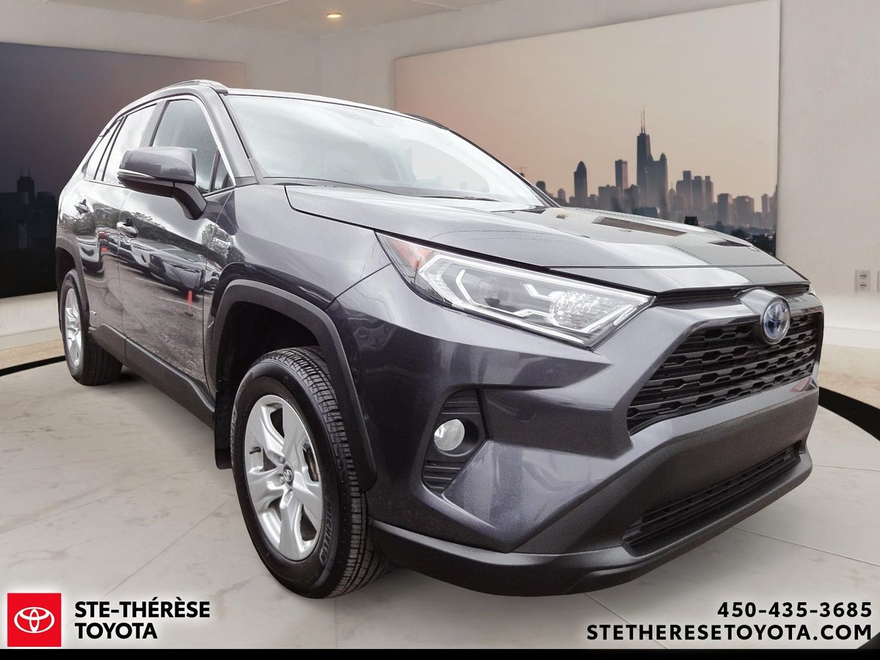 Toyota RAV4 Hybrid XLE 2020-7