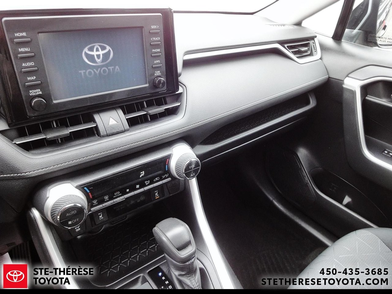 Toyota RAV4 Hybrid XLE 2020-18