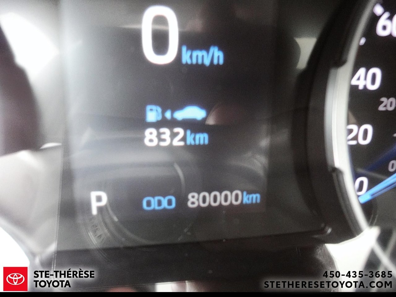 Toyota RAV4 Hybrid XLE 2020-21