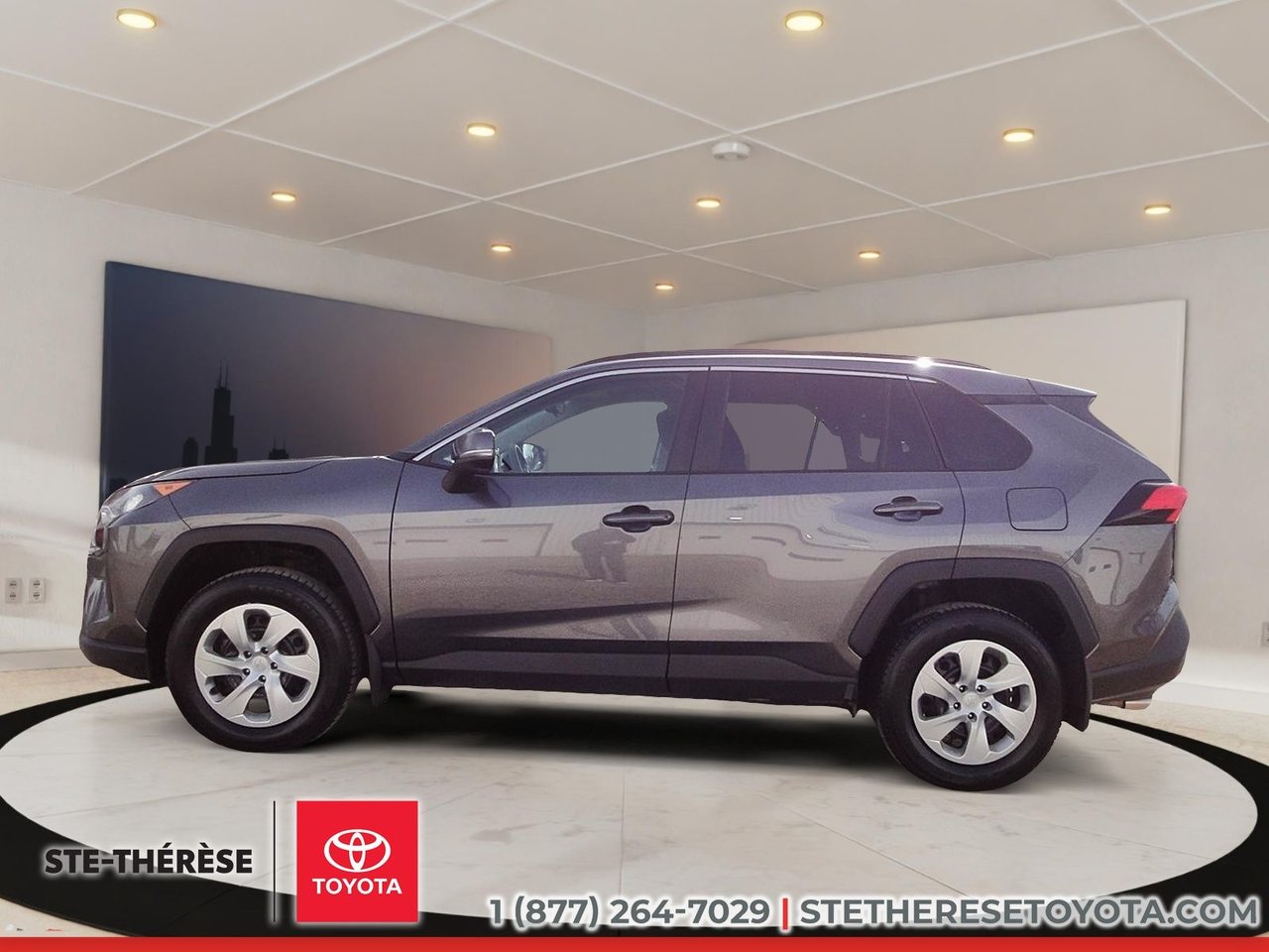 2021 Toyota RAV4 LE AWD-0