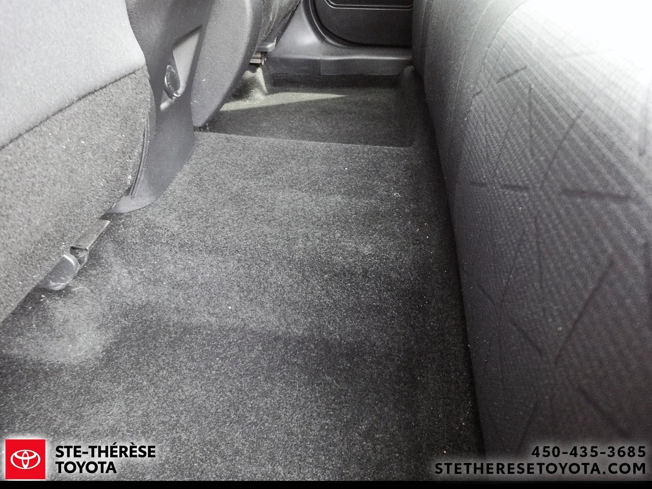 2021 Toyota RAV4 LE-10