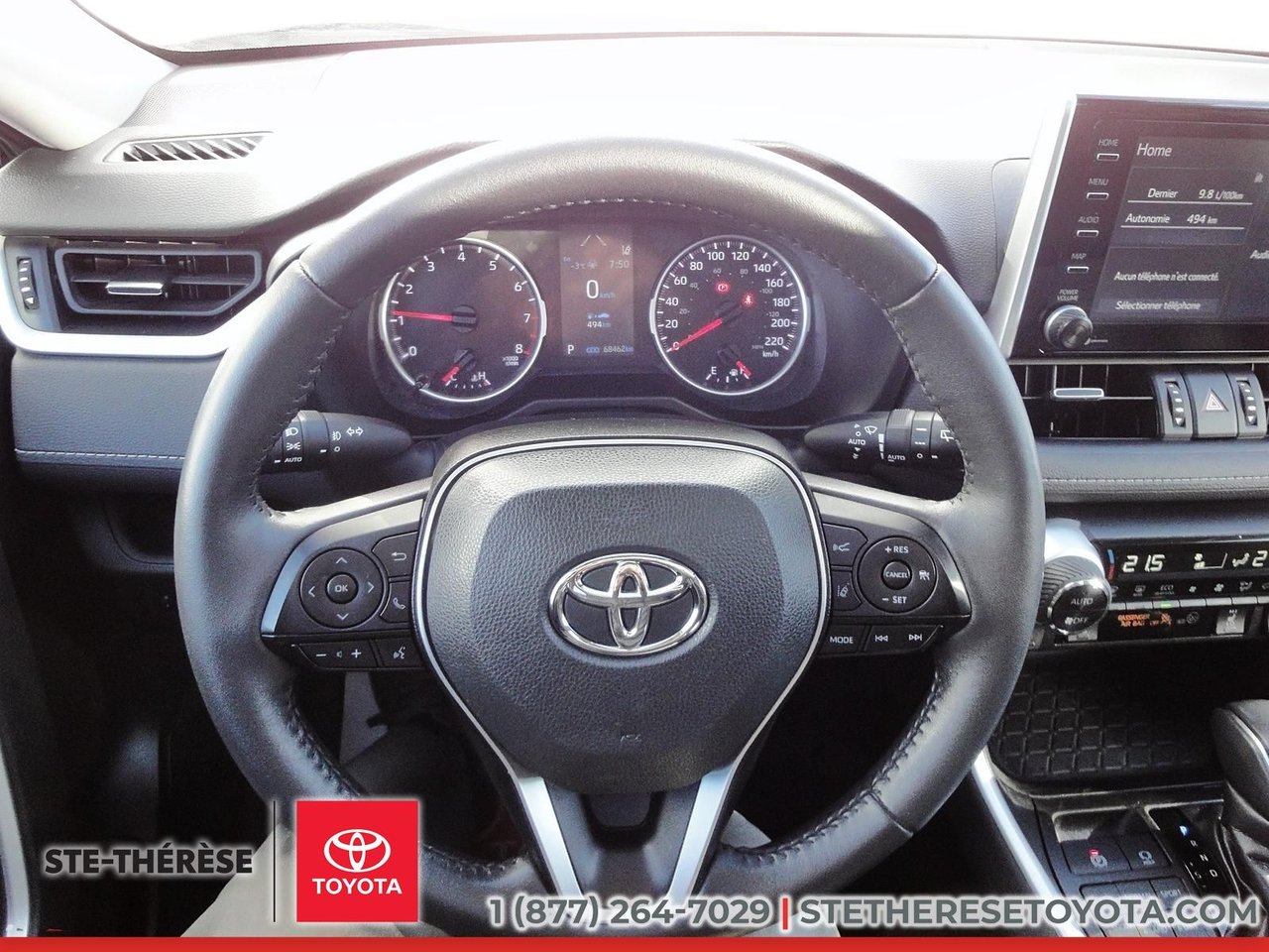 2022 Toyota RAV4 XLE Premium-22