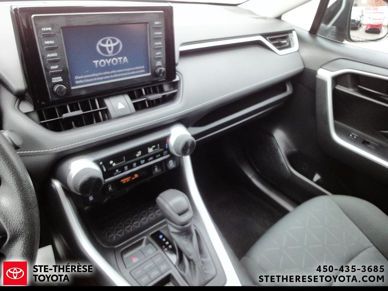 2022 Toyota RAV4 LE AWD-13