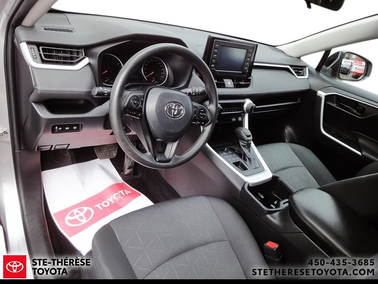 2022 Toyota RAV4 LE AWD-12