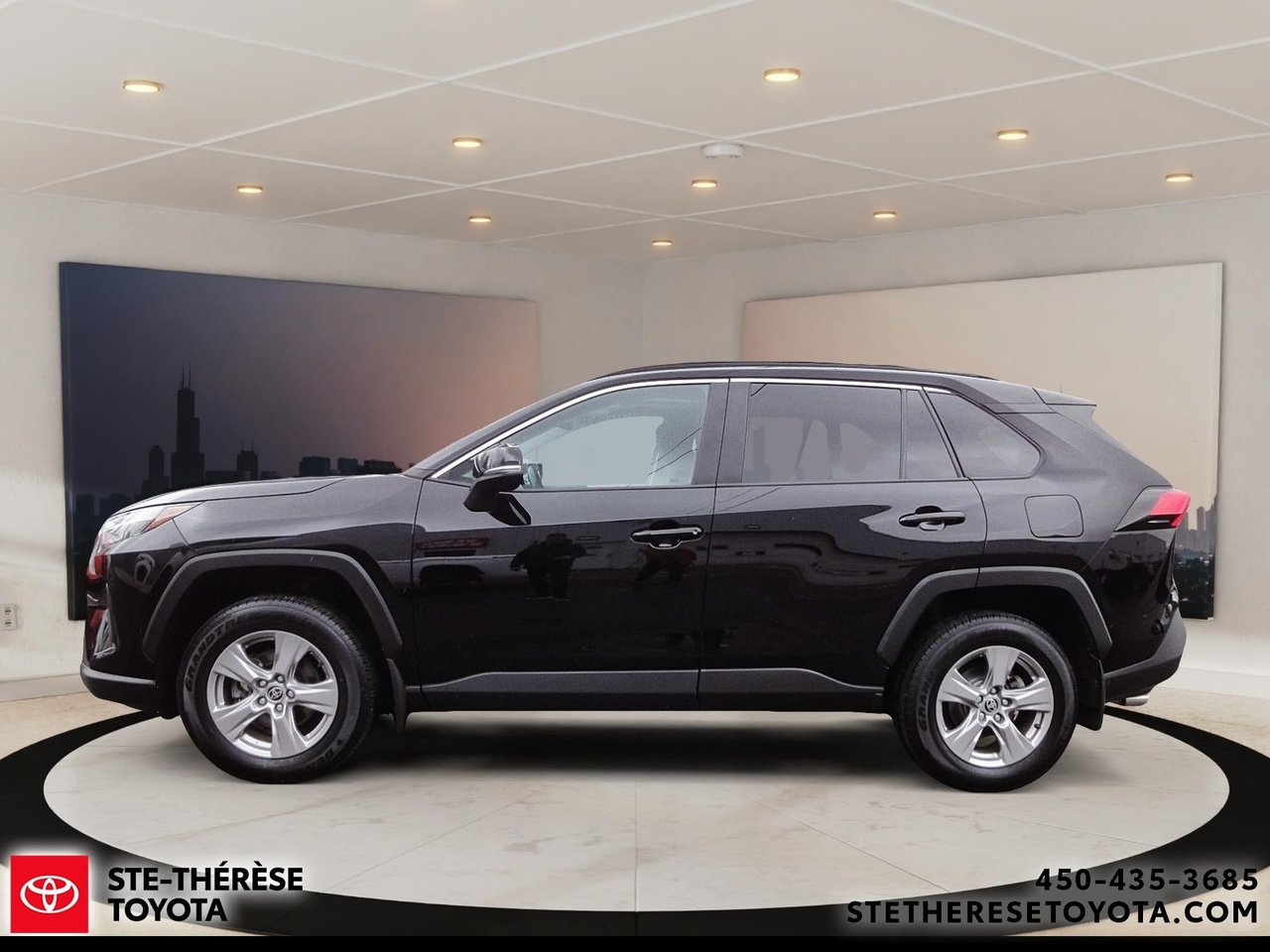 2022 Toyota RAV4 XLE AWD-0